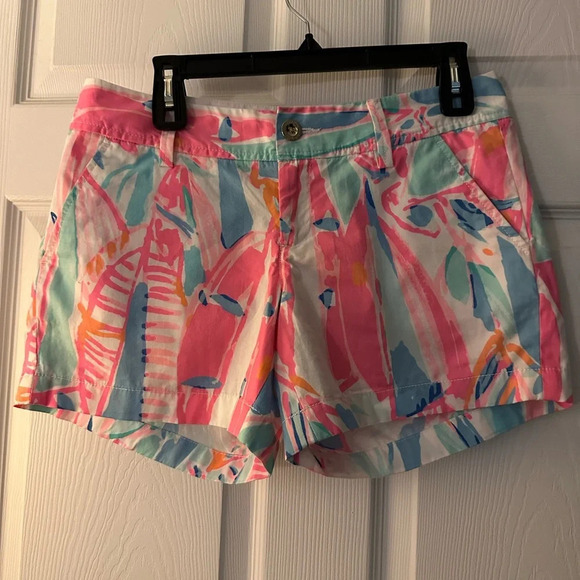 Lilly Pulitzer “out to sea” Callahan short, size 4 - Picture 1 of 7